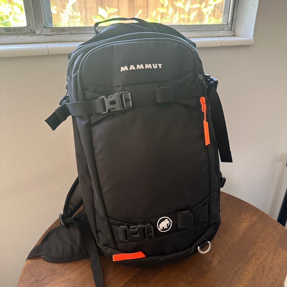 *SOLD* Mammut Nirvana 25 Ski Touring Backpack